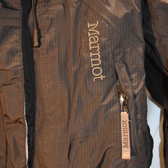 Women’s Marmot Ski Jacket - Picture 3 of 7